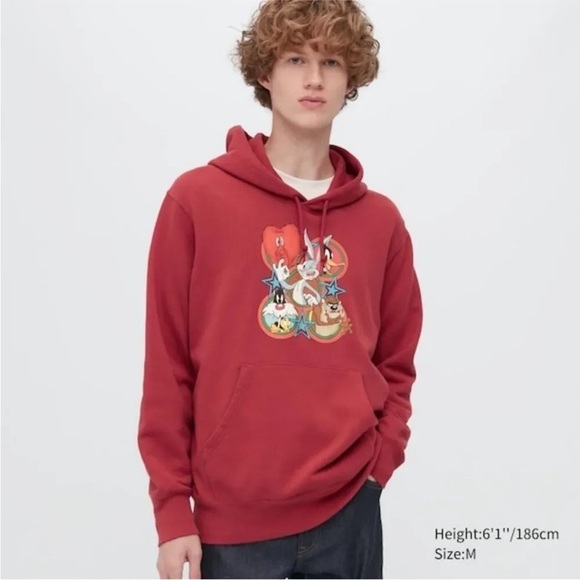 UNIQLO x LOONEY TUNES WB Long Sleeve Sweat Pullover Red Hoodie‎ Size XL - Picture 1 of 9